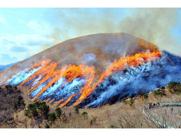 大室山 山焼き（3月13日に延期）