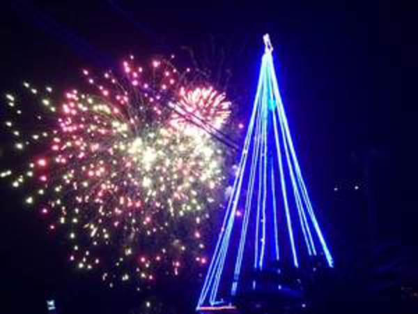 熱川温泉クリスマス花火ファンタジア